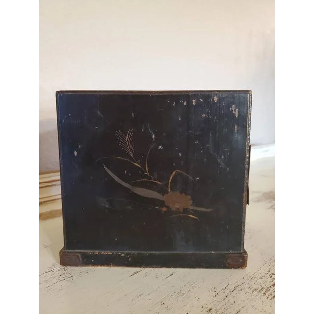 Wood Antique Japanese Export Victorian Era Black Lacquered Wooden Jewelry Box Small Tabletop Cabinet With Photograph For Sale - Image 7 of 11