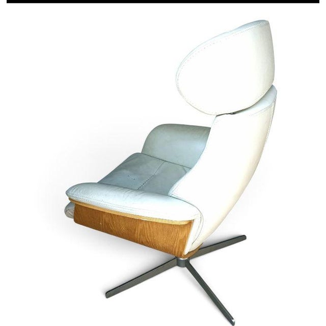 Mid-Century Modern Vintage Amala Beige Bone Genuine Leather Reclining Swivel Armchair With Adjustable Headrest. For Sale - Image 3 of 9