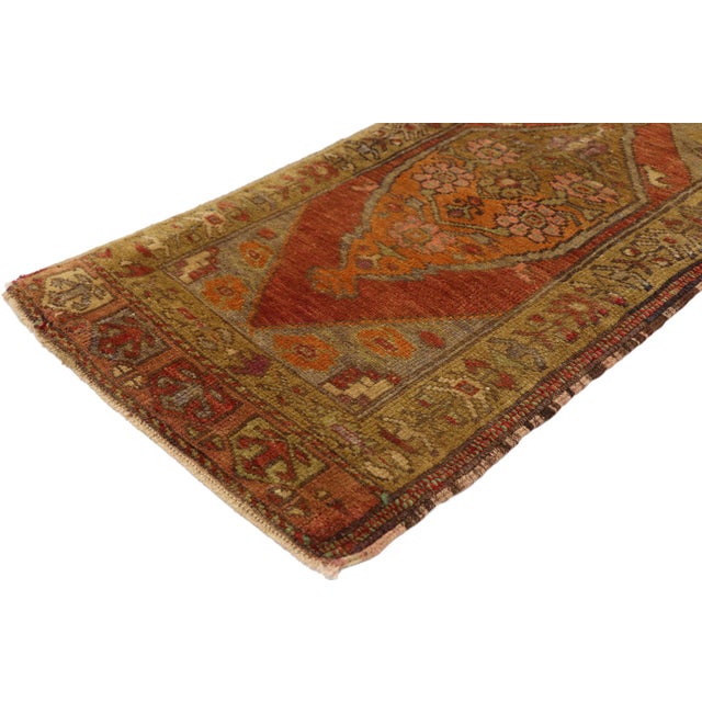 51503 Vintage Turkish Yastik Rug, 01'08 x 03'04. This hand-knotted wool vintage Turkish Yastik rug is a charming and...