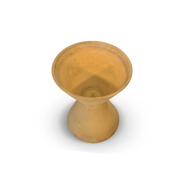 This stunning architectural mid century modern planter was designed by LaGardo Tackett. Beautifully patinated, bisque...