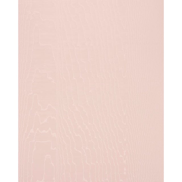 This extra-wide, paper-backed moire has a watery, irregular appearance and delicate faille weave. Luxe and lustrous, it...