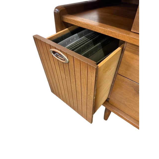 Mid-Century Modern Hooker Walnut Writing Desk For Sale In Philadelphia - Image 6 of 8