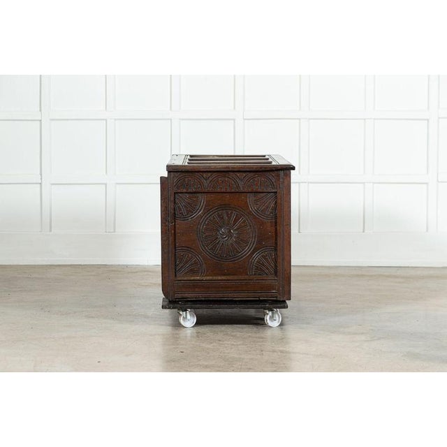 Early 18th Century English Oak Carved Coffer, 1720s For Sale - Image 6 of 17