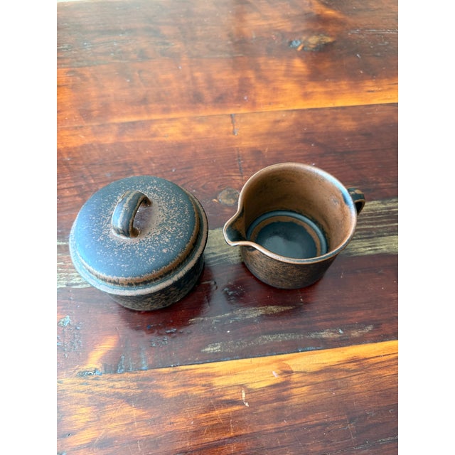 1970s Vintage Arabia Finland "Ruska" Sugar Pot and Creamer by Ulla Procopé For Sale - Image 5 of 8