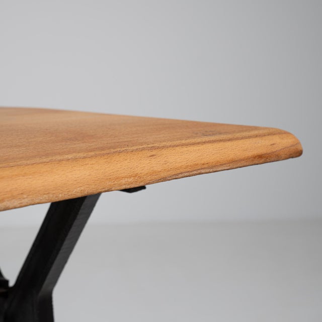 Early 20th Century Cast Iron Bistro Table, Tan, France, Early 20th Century For Sale - Image 5 of 12