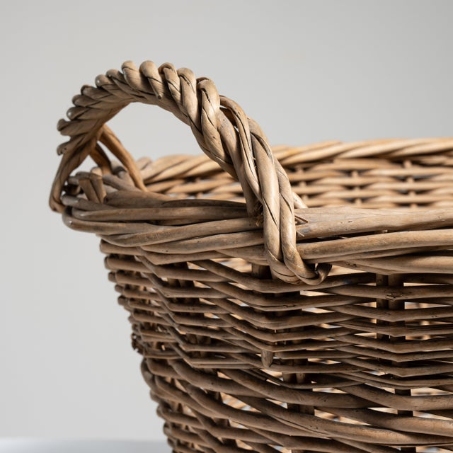 Mid 20th Century France Tan Wicker Basket For Sale - Image 11 of 15