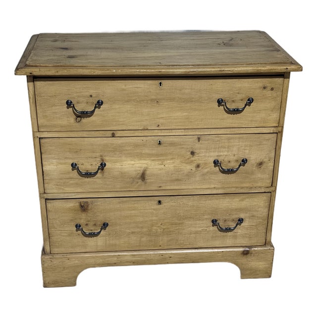 Antique Pine Three Drawers - Chest of Drawers From England For Sale