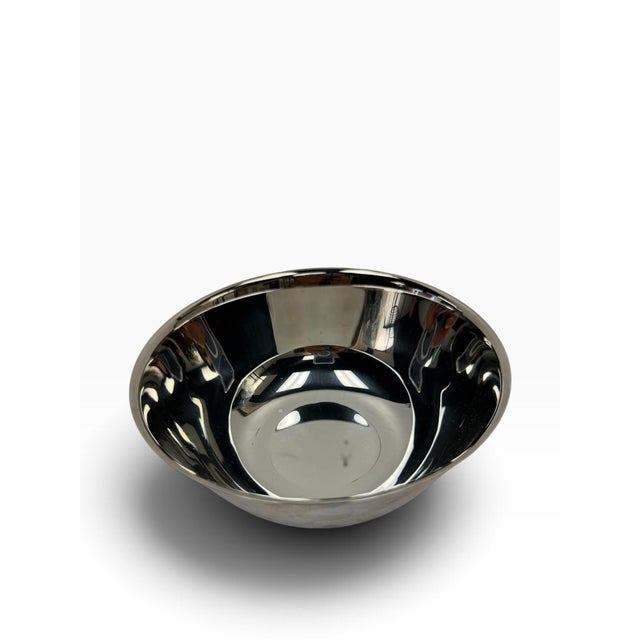 Bring timeless American elegance to your home with this authentic Mid-Century Modern Oneida silverplate footed centerpiece...