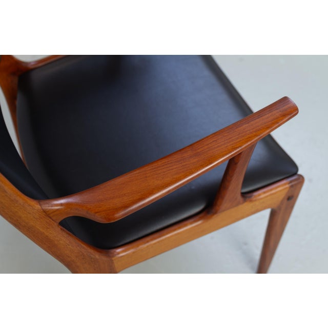 Danish Rosewood Armchair by Johannes Andersen for Uldum Møbelfabrik, 1960s For Sale - Image 18 of 18