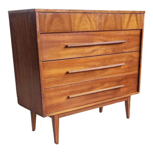 1960s Mid Century Dresser, 4 Drawers, Tapered Danish Legs For Sale