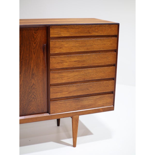 Danish Highboard in Kingwood by Henry Rosengren for Brande Møbelindustri, 1960s For Sale - Image 7 of 18