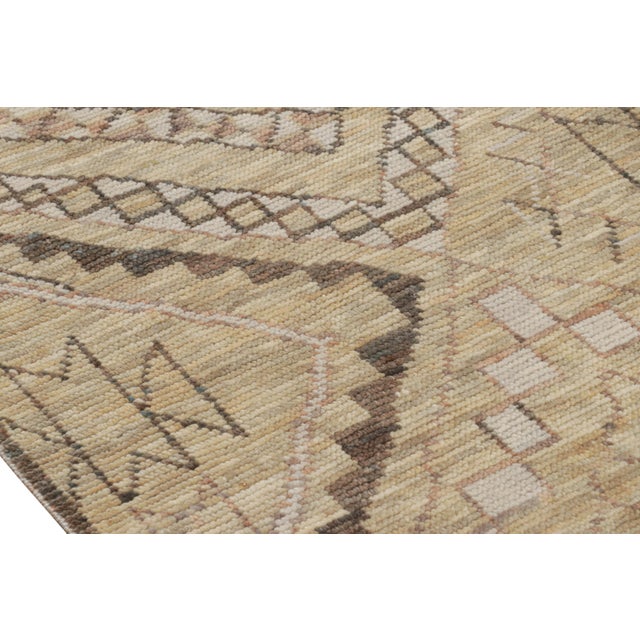 Rug & Kilim’s Moroccan Style Rug in Beige-Brown Geometric Patterns For Sale In New York - Image 6 of 7