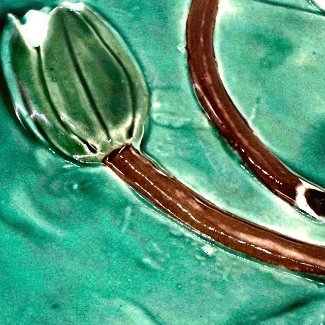 Late 19th Century A Joesph Holdcroft Majolica Pond Lily Plate, Signed, English, Ca. 1875 For Sale - Image 5 of 9