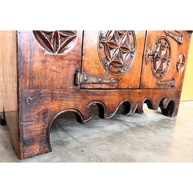 Early 19th Century Rustic-Country Spanish Open Bookcase With Gothic Reliefs For Sale - Image 9 of 10