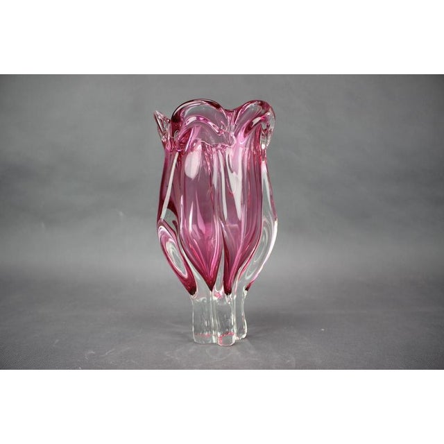 Mid-Century Pink Art Glass Vase attributed to Josef Hospodka, Czechoslovakia, 1960s For Sale - Image 6 of 7