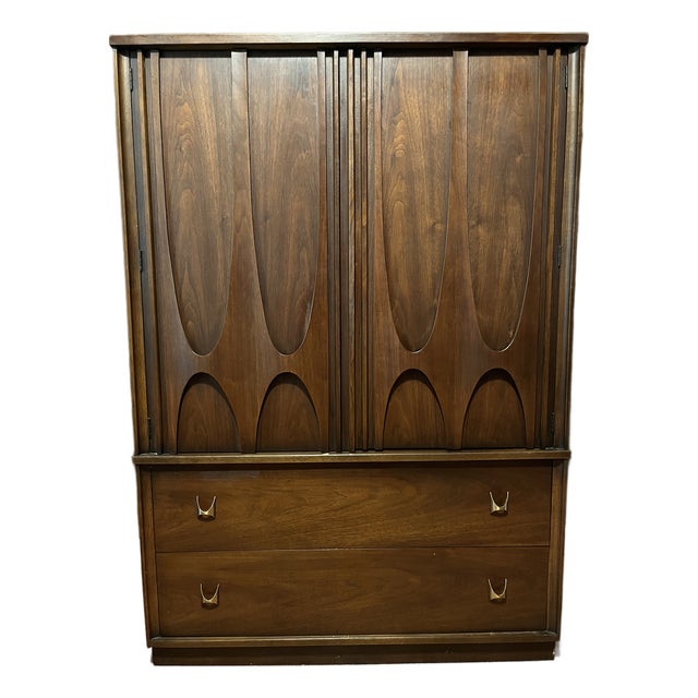 Vintage Broyhill Brasilia II Gentlemans Chest For Sale