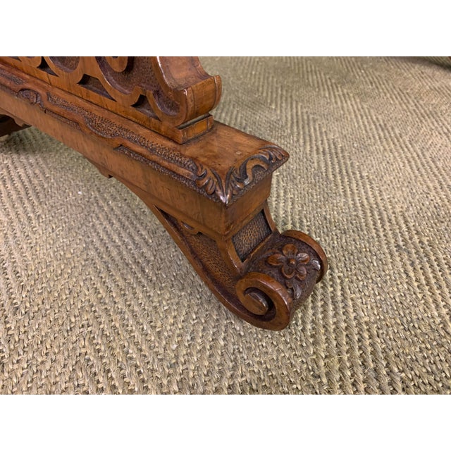 Wood Victorian Table in Burr Walnut, 1865 For Sale - Image 7 of 13