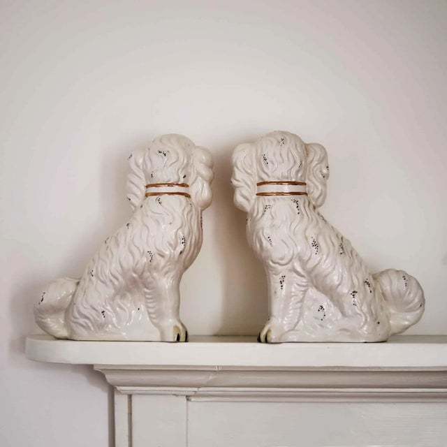 English Staffordshire Mantel Spaniels - A Pair For Sale - Image 3 of 7