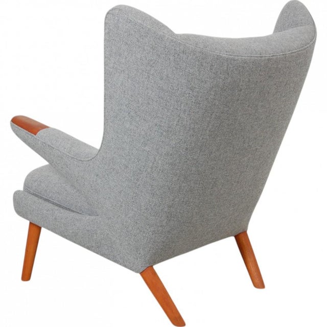 1970s Papa Bear Chair in Grey Hallingdal Fabric by Hans Wegner, 1970s For Sale - Image 5 of 18