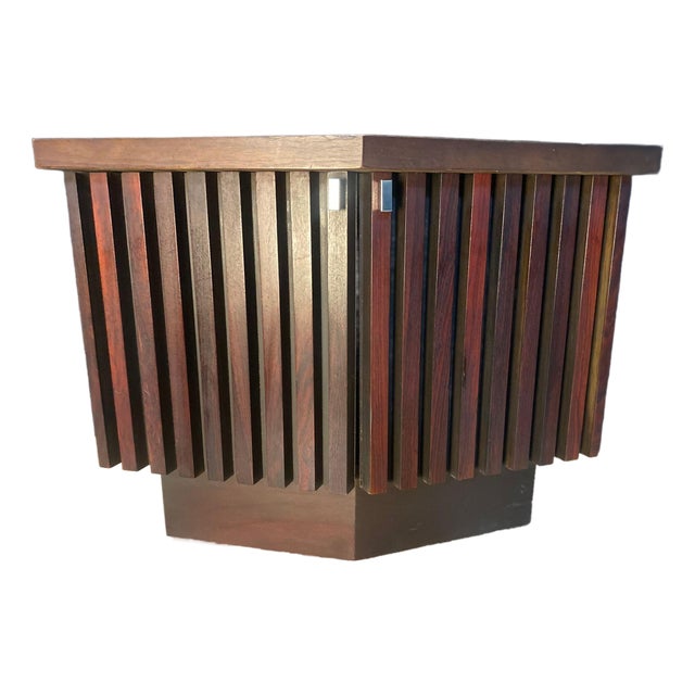 A Pair of Lane Tower Suite Nightstands Designed by Dave Parmalee 1970's For Sale