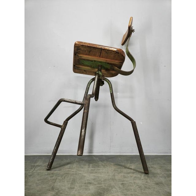 Industrial Industrial Height-Adjustable Swivel Workshop Chair, Former Czechoslovakia, 1940s For Sale - Image 3 of 16