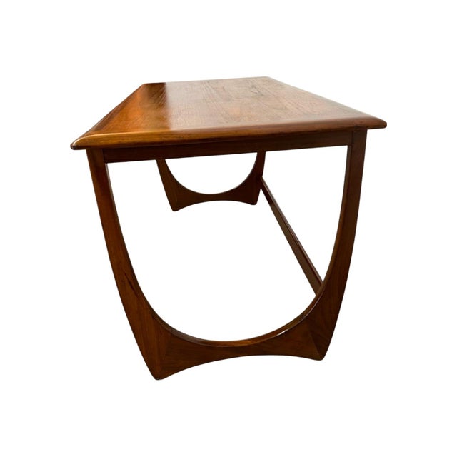 Mid-Century Modern Sculptural Walnut Coffee Table – Vintage MCM Crescent U-Base Low Table. For Sale - Image 4 of 8