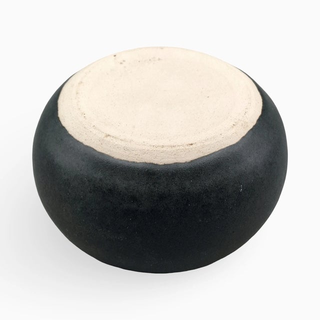 Black Brutalist Ikebana Vase by Aage Würtz for Studiokeramik, Denmark, 1960s For Sale - Image 8 of 10
