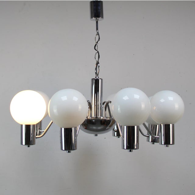 Italian Chrome-Plated Chandelier, 1970s, in Very Good conditions. Designed 1970 to 1979 Up to 250V (Europe/UK...