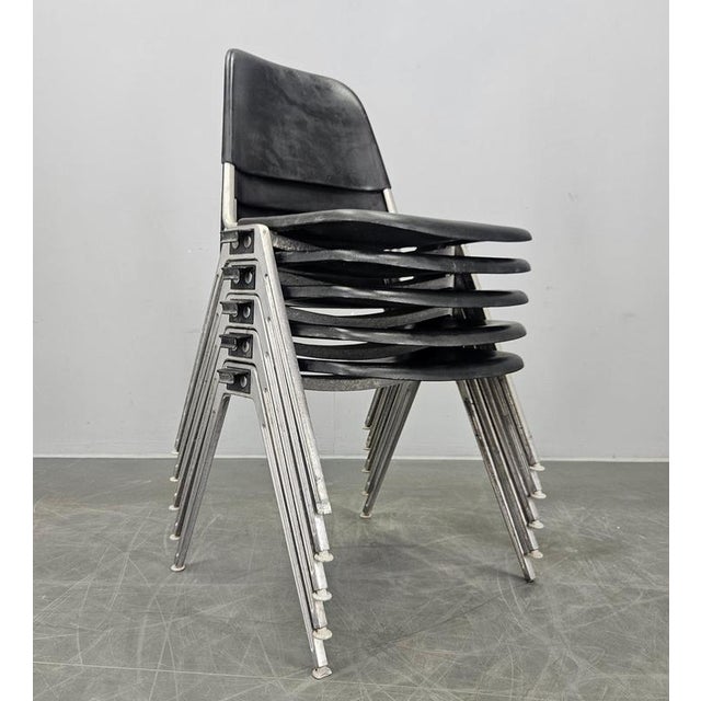 Mid-Century Knoll Stackable Chairs by Don Albinson, 1970s, Set of 5 For Sale - Image 6 of 10