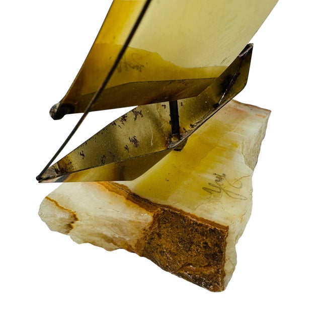 1970s Mid-Century Modern Brutalist Brass Sailboat Sculpture on Onyx Base by Yosi - 13" For Sale - Image 10 of 13