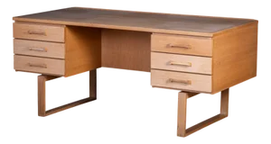 Vintage Danish Oak Desk by Henning Jensen & Torben Valeur for Dyrlund, 1960s