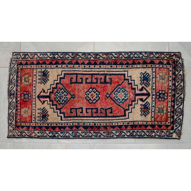 1970s Vintage Hand Knotted Small Rug For Sale - Image 11 of 13