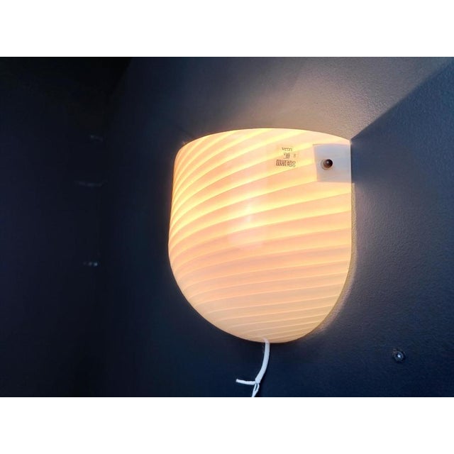 Murano Swirl Glass Sconce attributed to Vm-Vetri, Italy, 1970s For Sale - Image 11 of 17