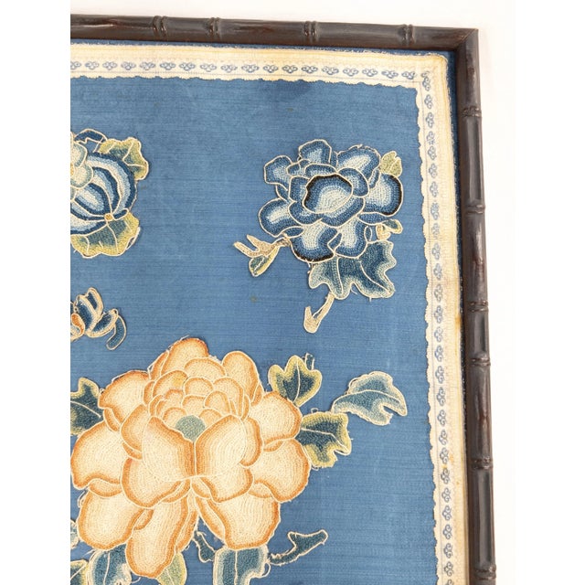 Chinoiserie 19th Century Chinese Panel With Forbidden Stitch Silk Appliques For Sale - Image 3 of 8