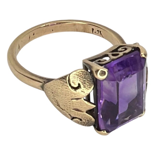 Art Deco 14k Gold Emerald-Cut Amethyst Ring For Sale