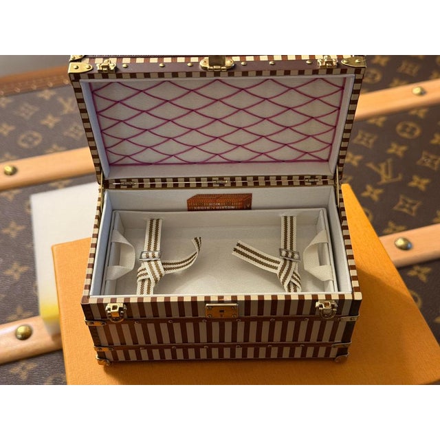 Vintage Paperweight from Louis Vuitton, 2013 For Sale - Image 17 of 18