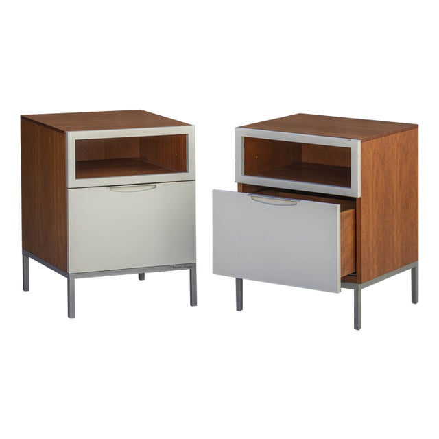 Vintage Nightstands in Wood, Set of 2 For Sale