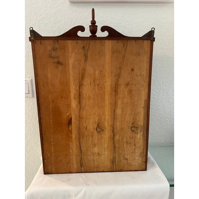 Vintage American Federal Mahogany Hanging Curio Cabinet For Sale - Image 9 of 11