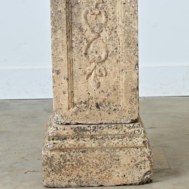 Early 19th Century English 19th Century Carved Stone Pillar with Urn on Top For Sale - Image 5 of 12