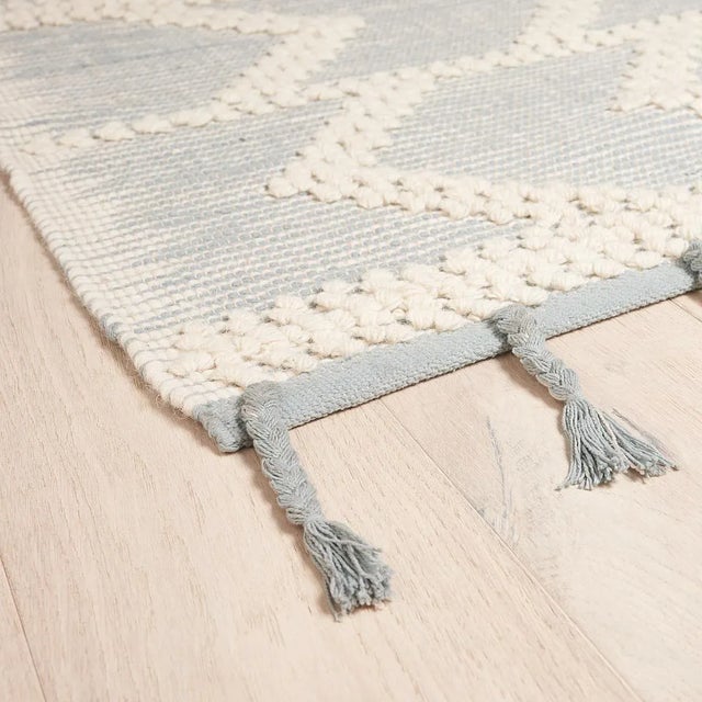 Contemporary Schumacher Malta French Knot 8' x 10' Rug in Sky For Sale - Image 3 of 5