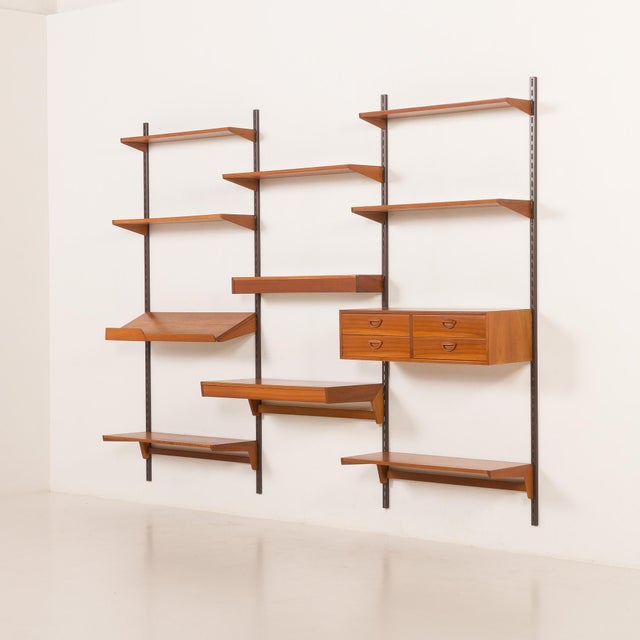 1960s Vintage Teak Wall Unit by Kai Kristiansen for FM Mobler, 1960s For Sale - Image 5 of 18
