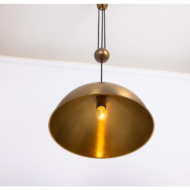 Gold Adjustable Counterweight Dark Brass Posa Pendant from Florian Schulz, Germany, 1970s For Sale - Image 8 of 10