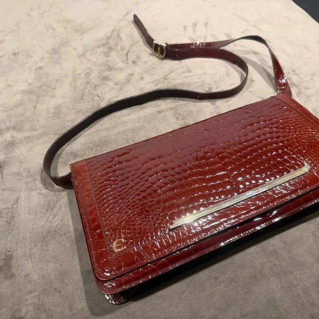 1970s Vintage Red Brick Leather Italian Shoulder Bag by Enzo for New Bags For Sale - Image 12 of 12