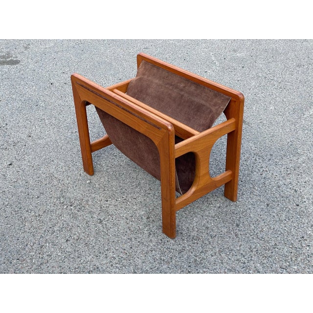 1960s Mid-Century Teak Magazine Rack attributed to Aksel Kjersgaard for Salin Møbler, 1963 For Sale - Image 5 of 11