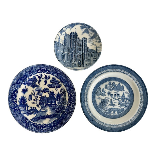 Blue and White Chinoiserie Wall Plates - Grouping of 3 For Sale