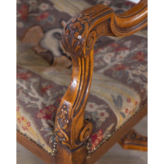 Tuscan Louis XV Carved Walnut Armchair from Tuscany, 18th Century For Sale - Image 3 of 18