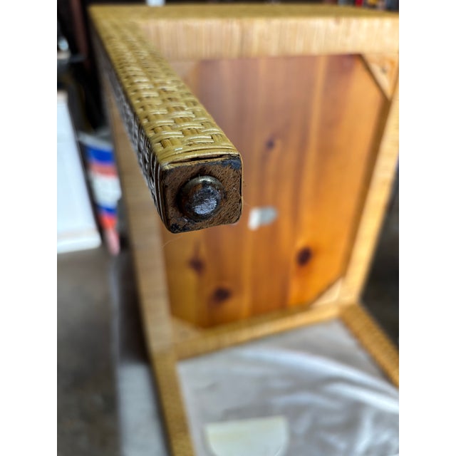 Mid 20th Century Coastal Milling Road Woven Rattan Pine Side Table For Sale - Image 5 of 9