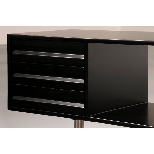 T96 Executive Corner Desk in Black Lacquered Wood by Osvaldo Borsani for Tecno, 1950s For Sale - Image 16 of 18