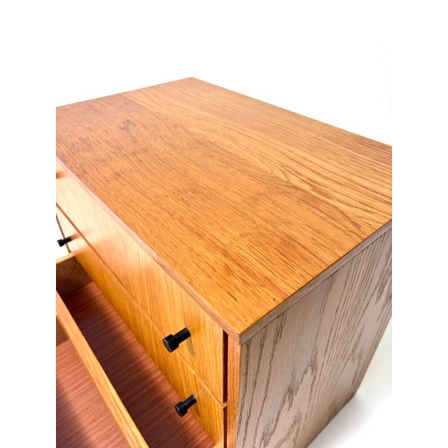 Vintage Chest of Drawers in Oak For Sale - Image 14 of 16