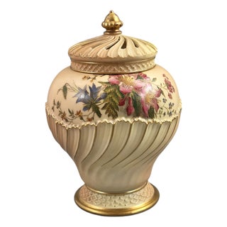Blush Ivory Covered Pot-Pourri Jar from Royal Worcester, 1903 For Sale